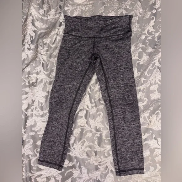 Lululemon Power Pose Tank - Picture 8 of 14